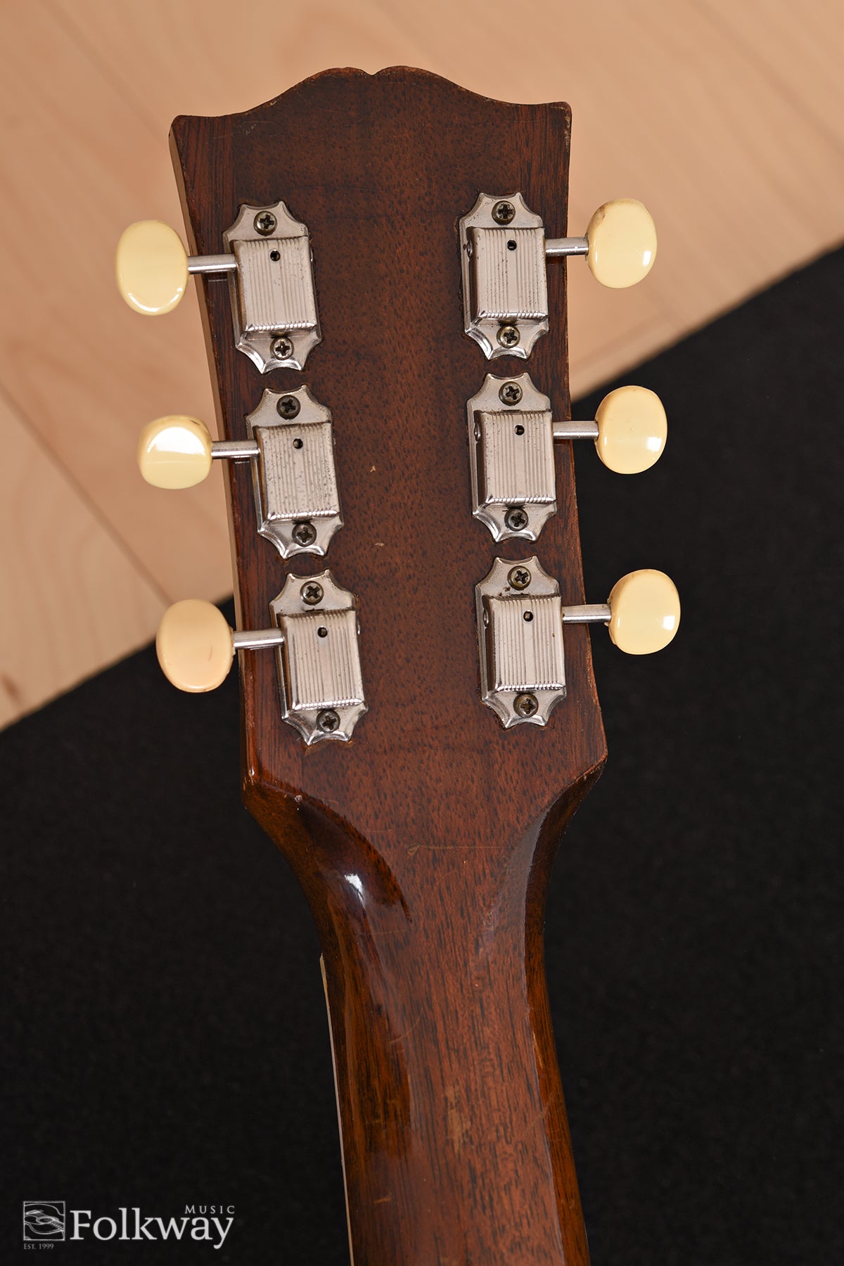 1951 Gibson SJ
