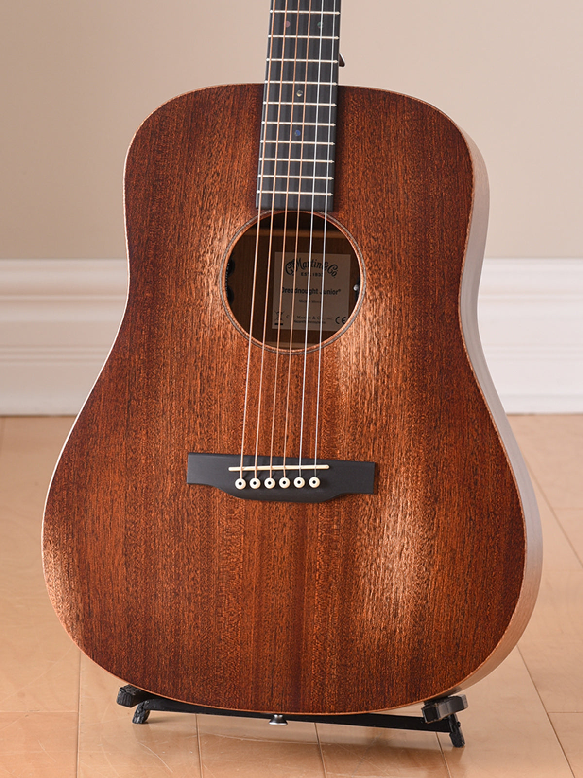 Martin Dreadnought Jr-10E Streetmaster