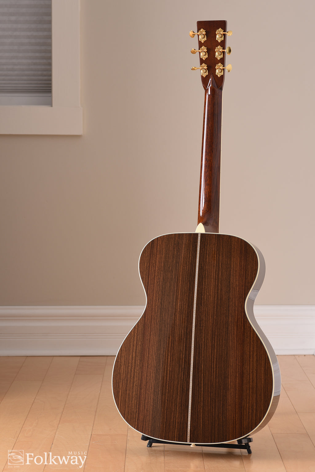 2022 Martin OM-42
