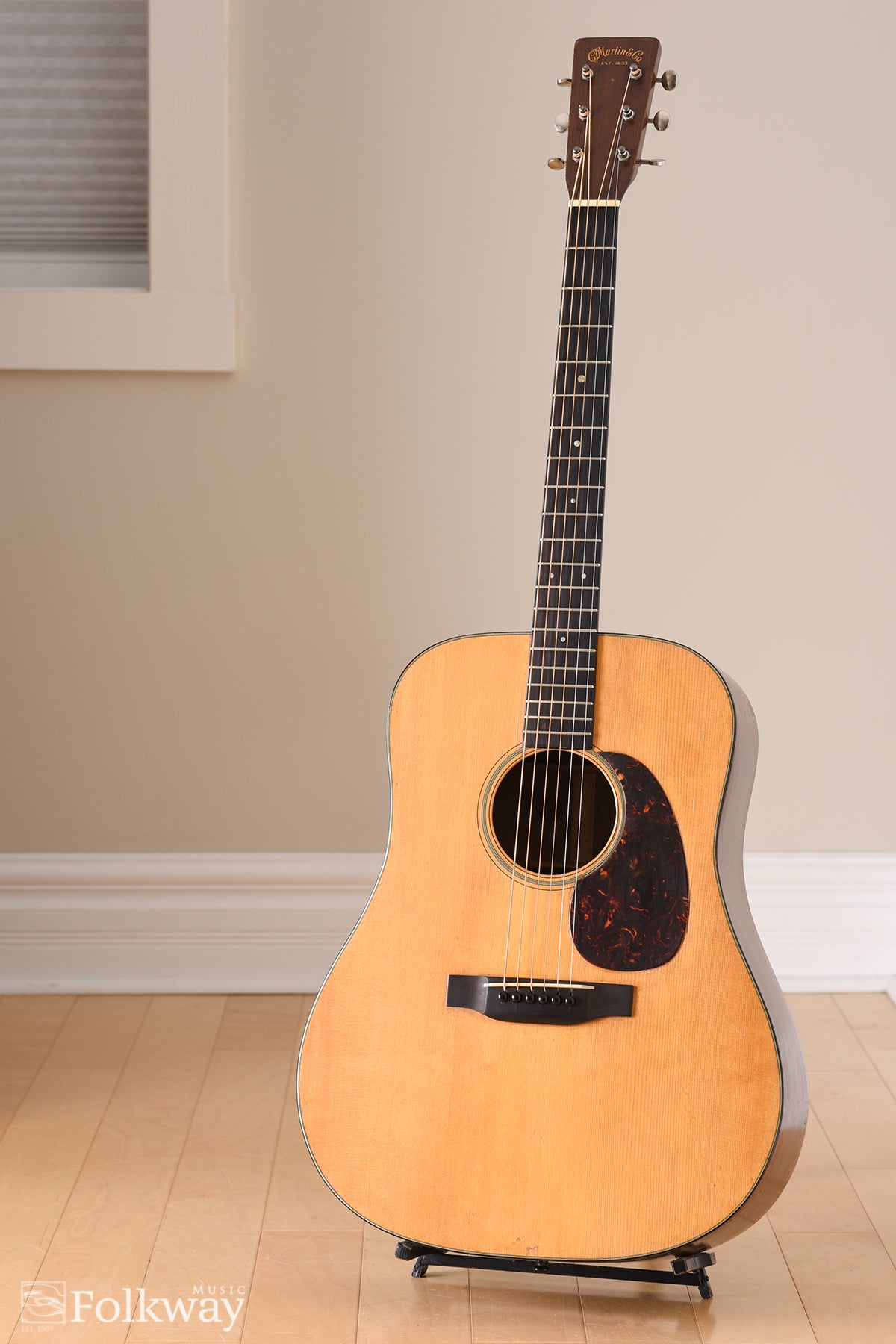 1942 Martin D-18
