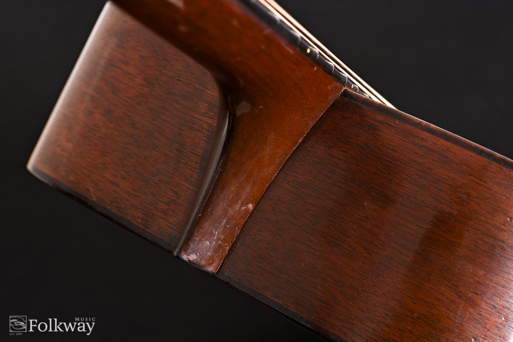 1942 Martin D-18