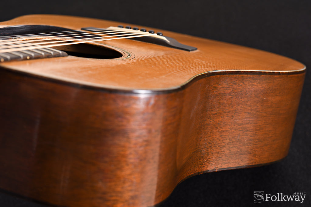 1942 Martin D-18