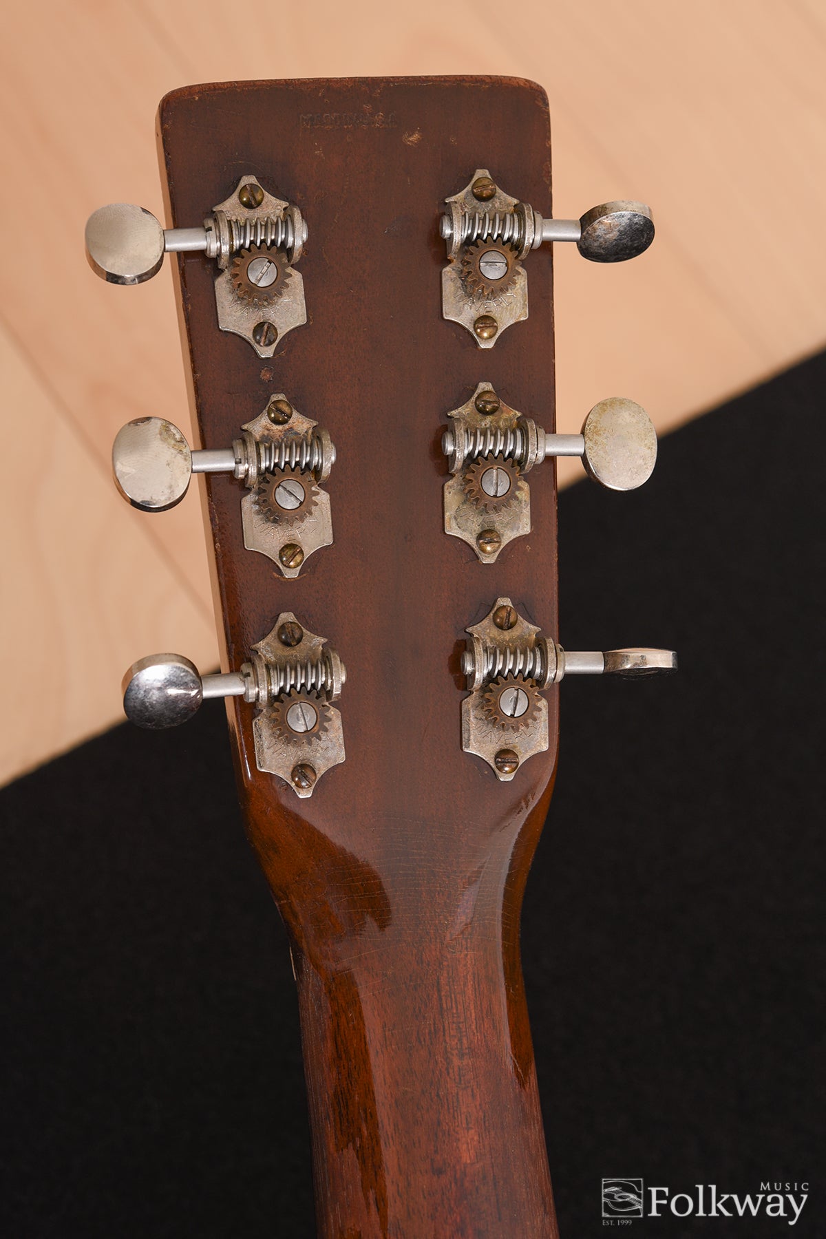 1942 Martin D-18