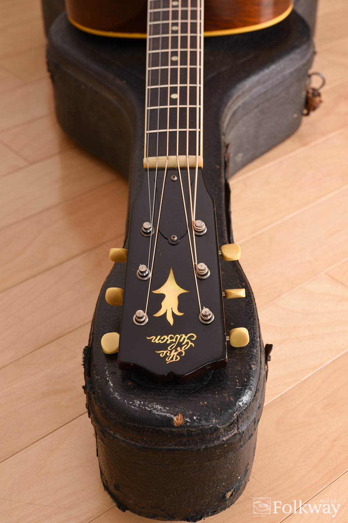 1933 Gibson L-2