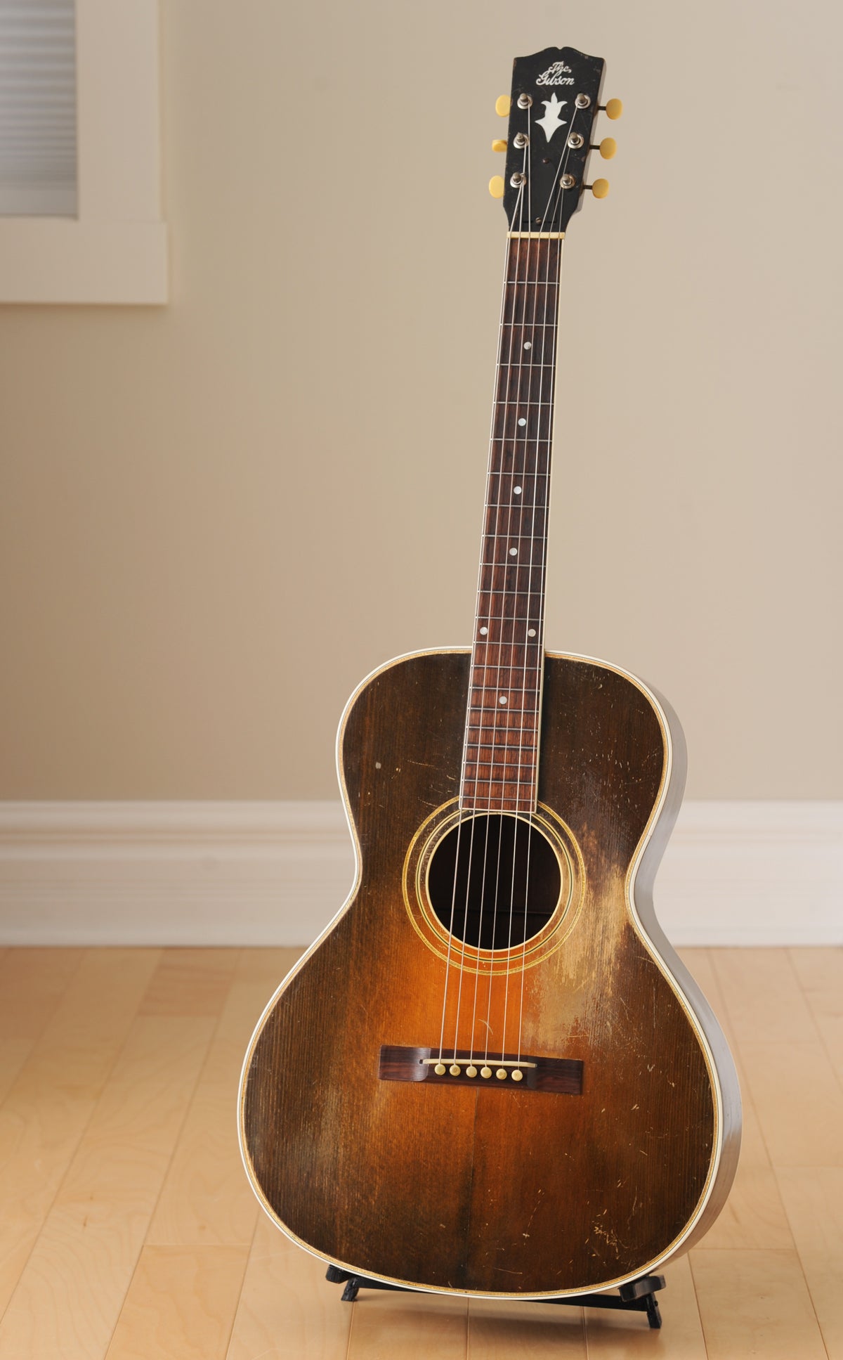 1930 Gibson Gold Sparkle L-2
