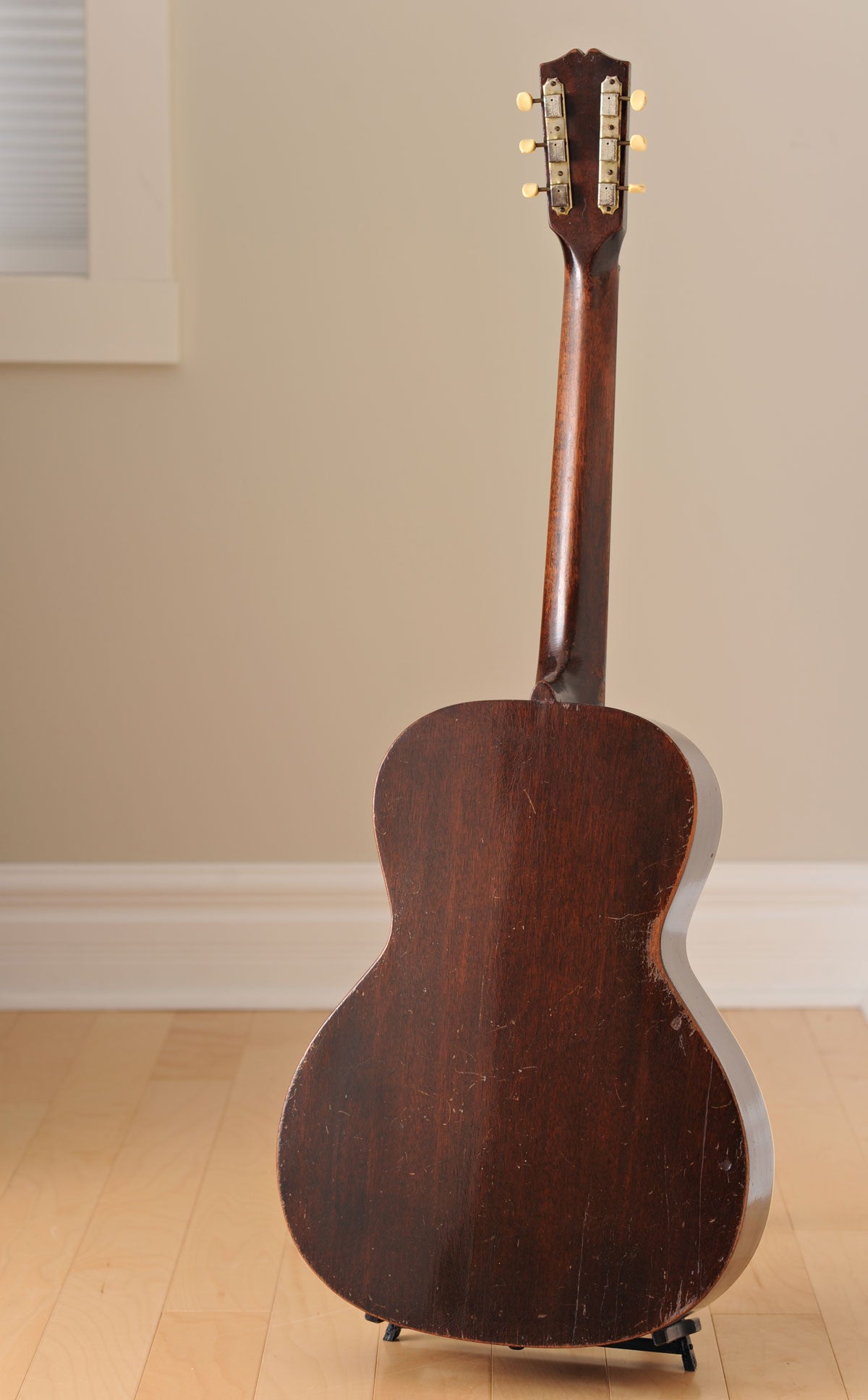 1933 Gibson L-00