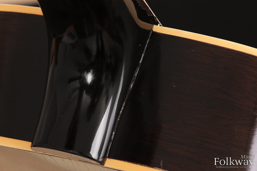 1945 Gibson Banner LG2