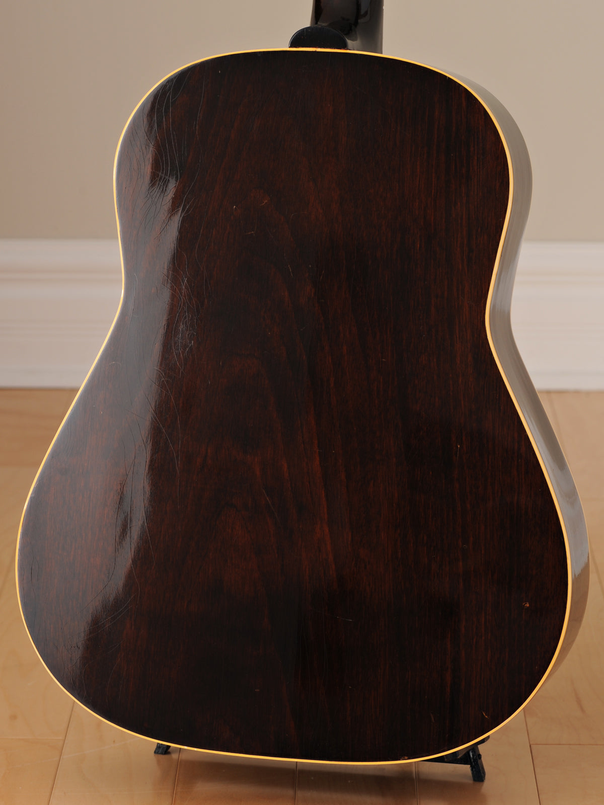 1945 Gibson Banner J-45