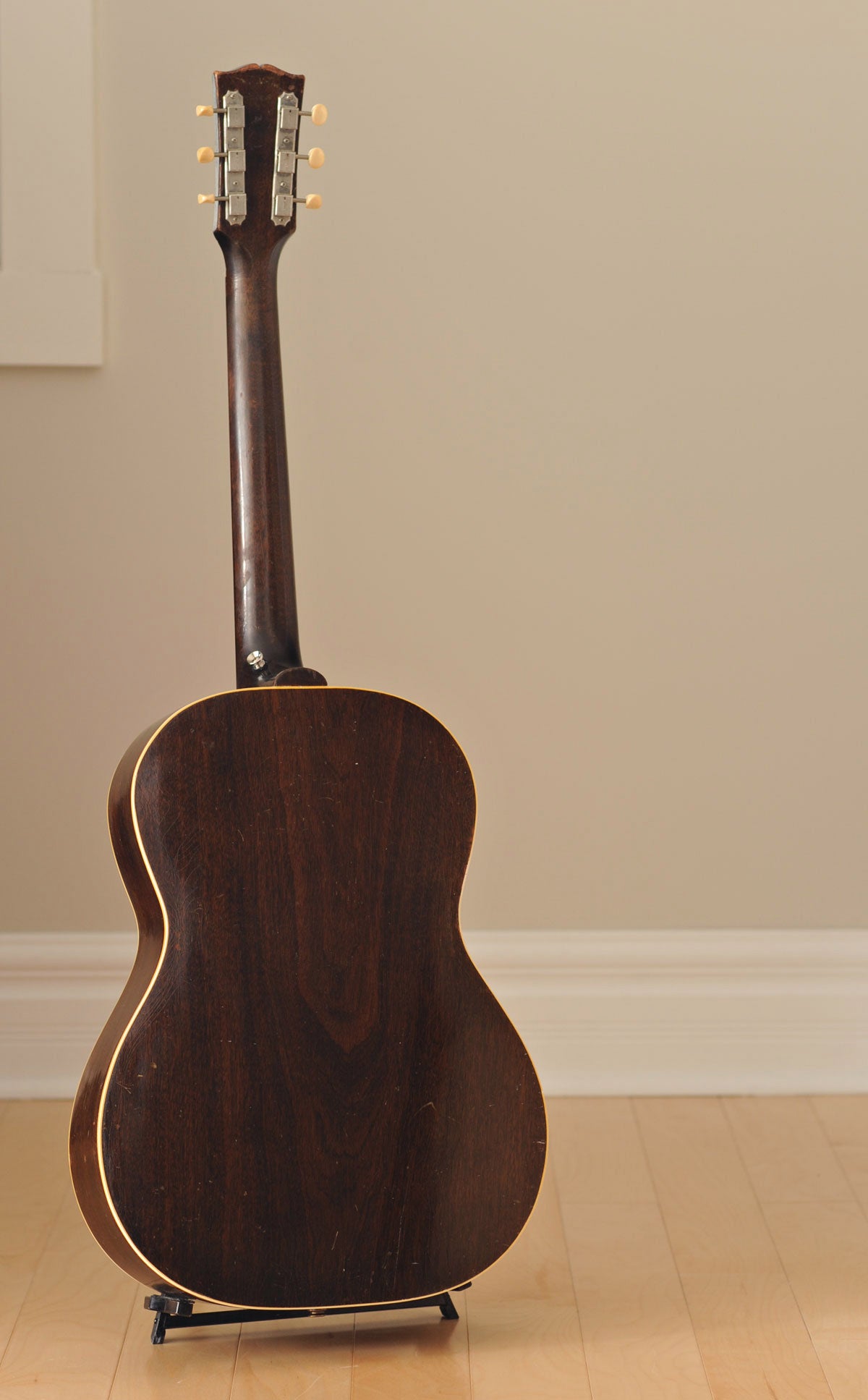 1948 Gibson LG-2
