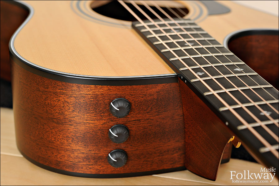 Taylor 312ce 12-Fret Lefty