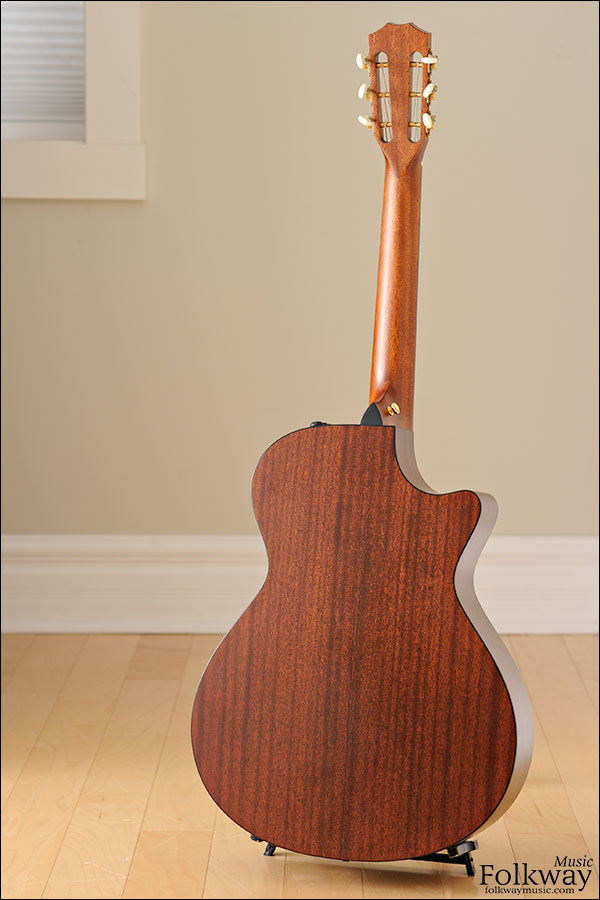 Taylor 312ce 12-Fret Lefty