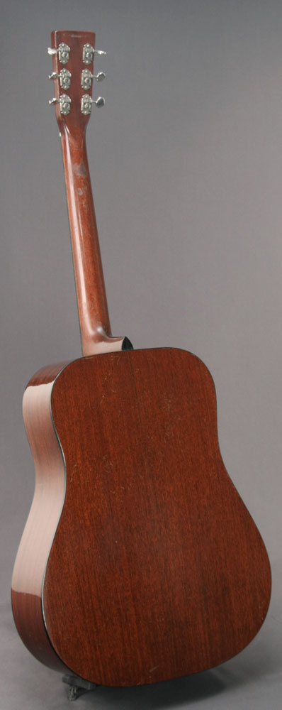 1946 Martin D-18