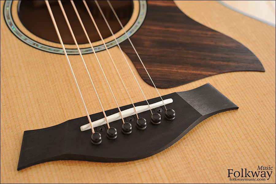 Taylor 616ce