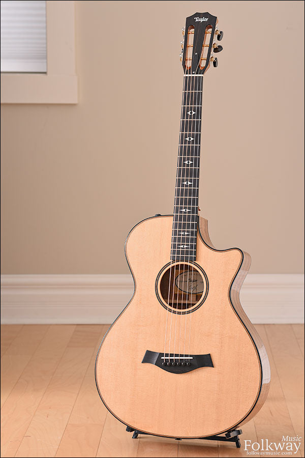Taylor 712ce 12-Fret LTD Blackwood