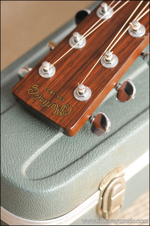 1974 Martin D-18