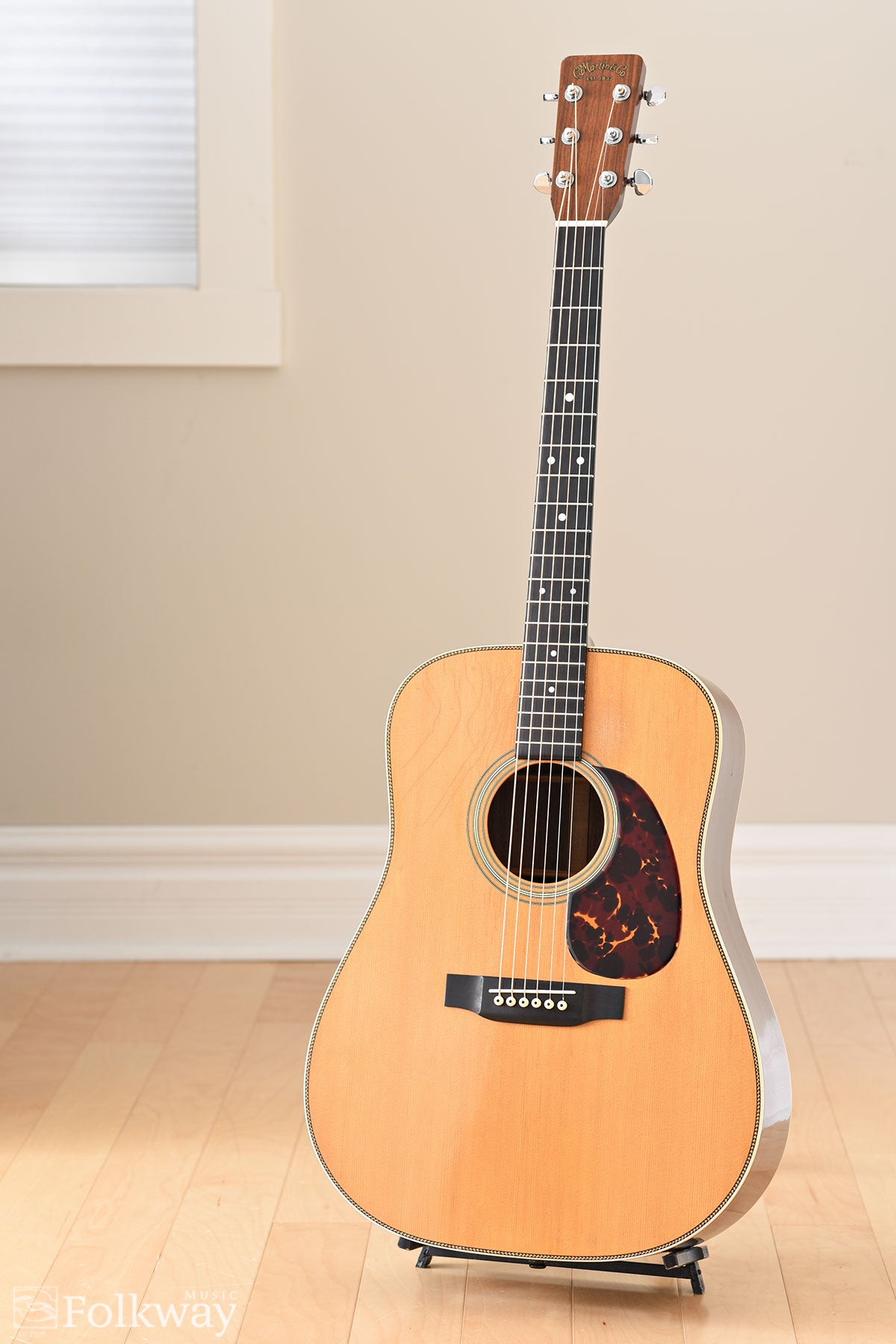 1976 Martin HD-28