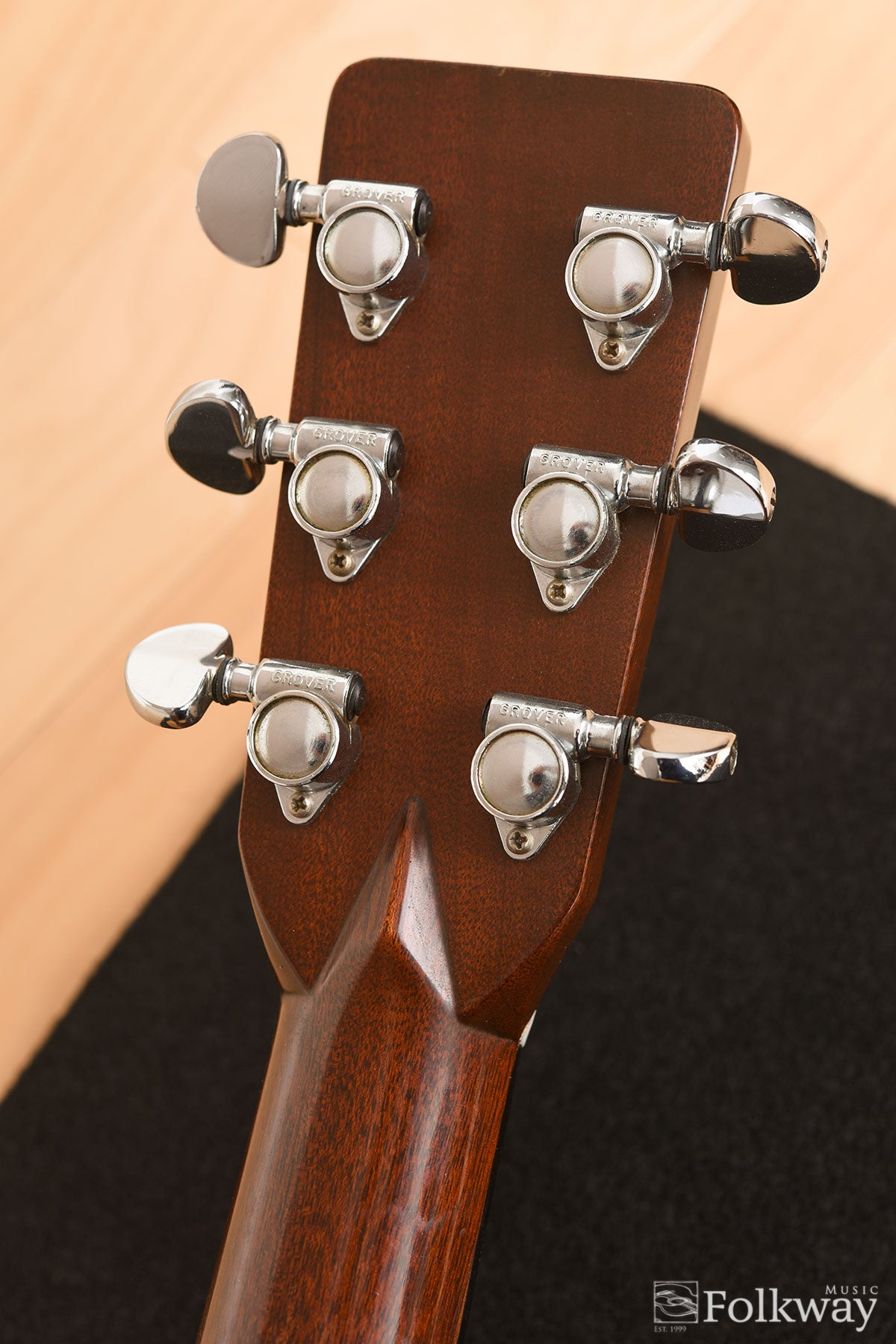 1976 Martin HD-28