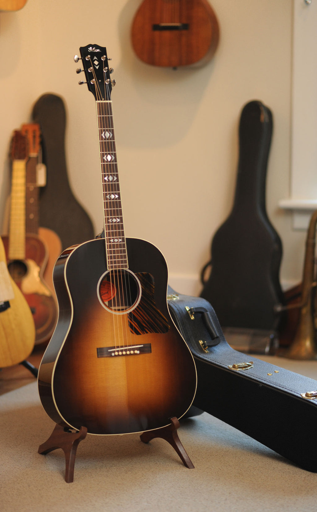 2011 Gibson AJ