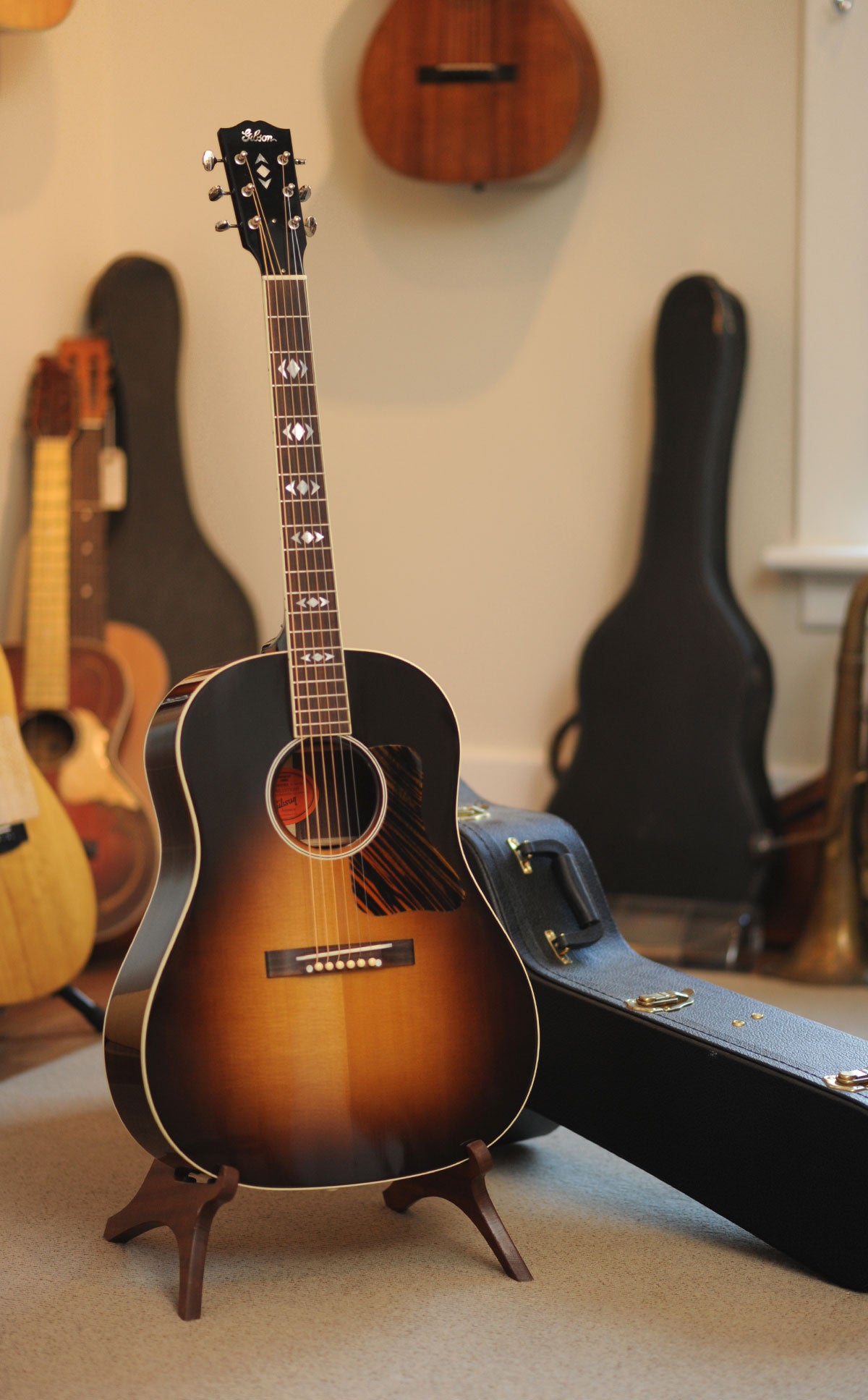 2011 Gibson AJ