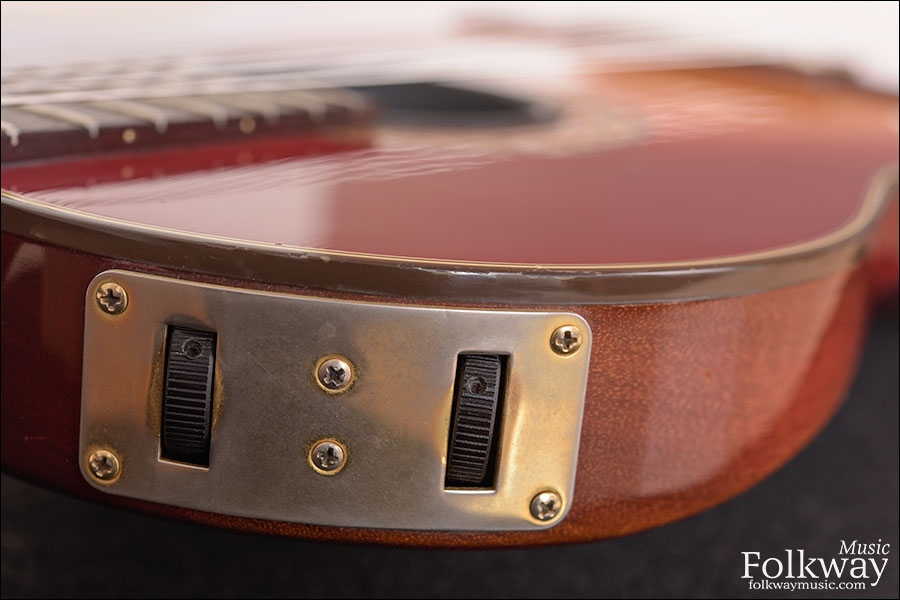 1983 Gibson Chet Atkins CE