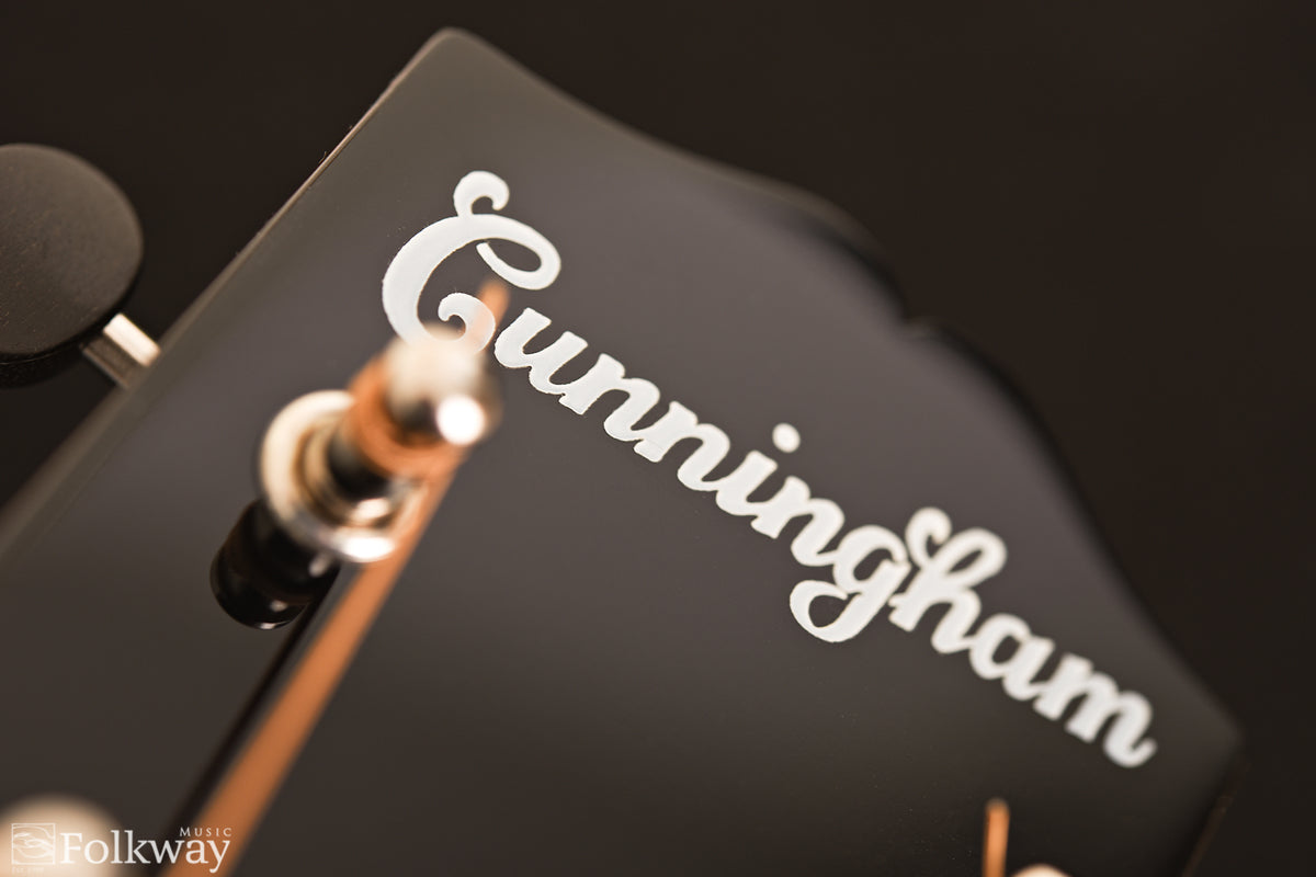 2019 Cunningham L-00