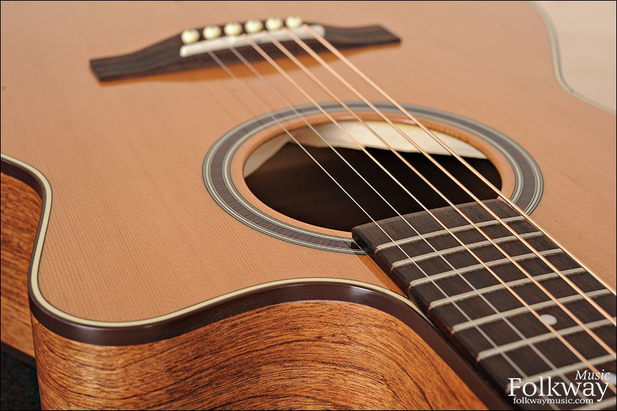 Simon & Patrick Cutaway Folk Cedar