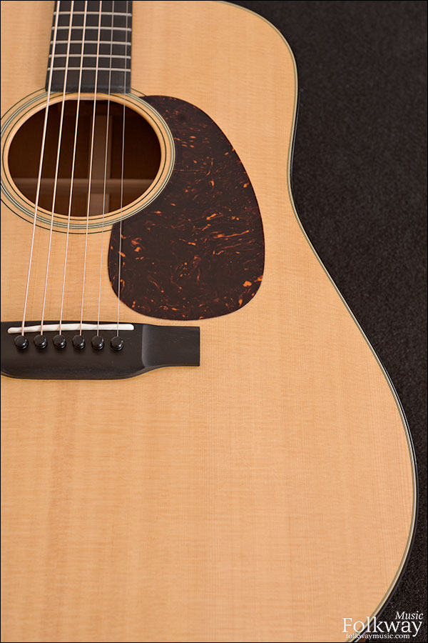 2016 Martin D-18