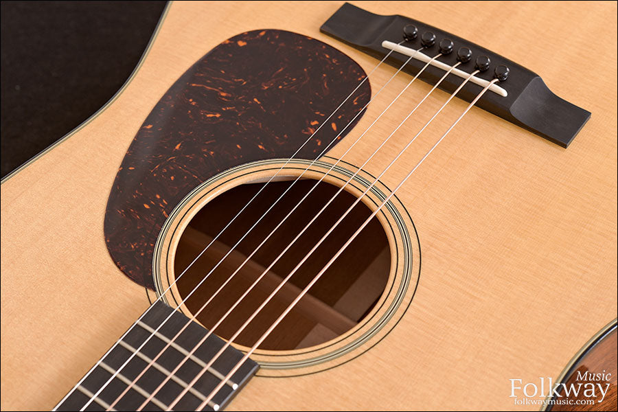 2016 Martin D-18