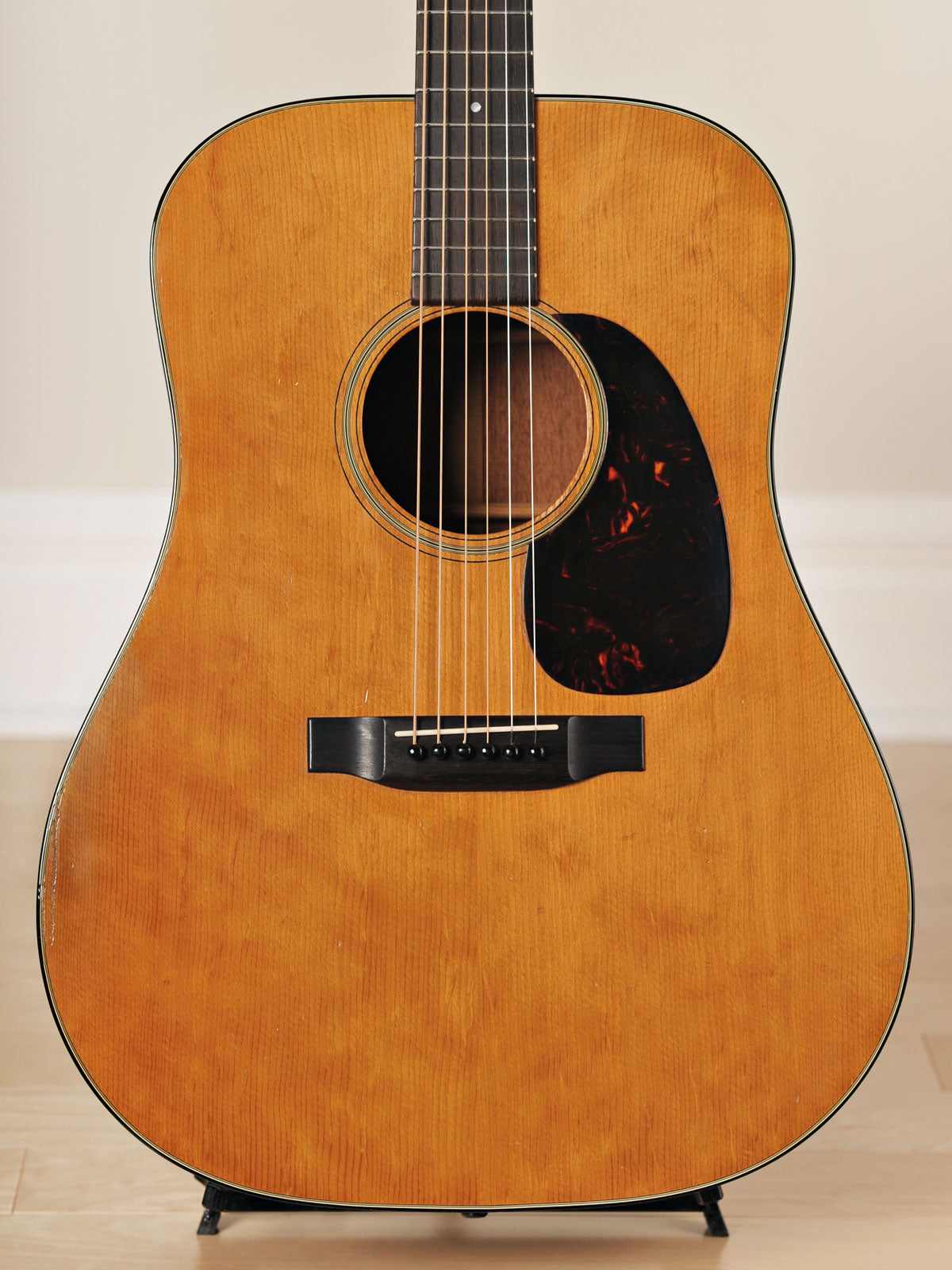 1966 Martin D-18