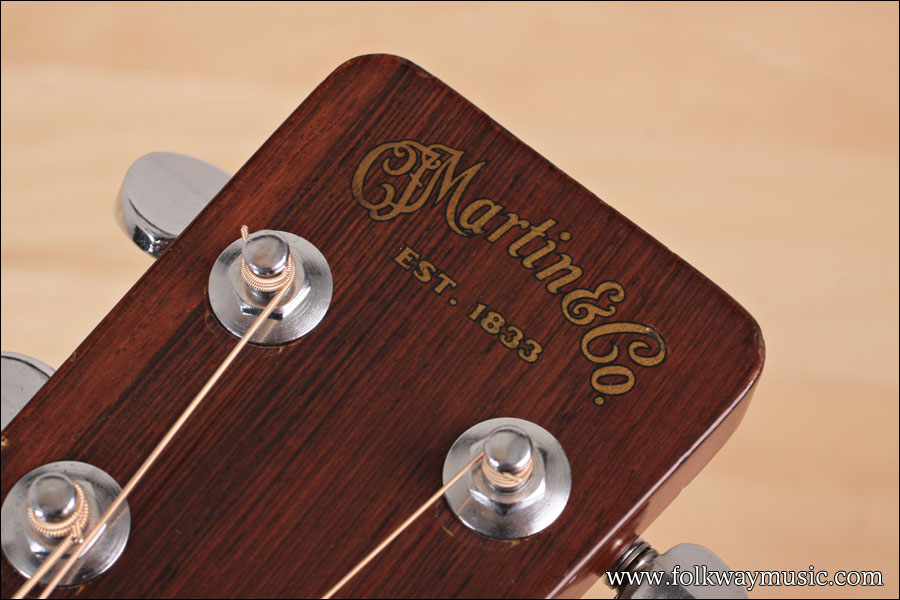 1966 Martin D-18