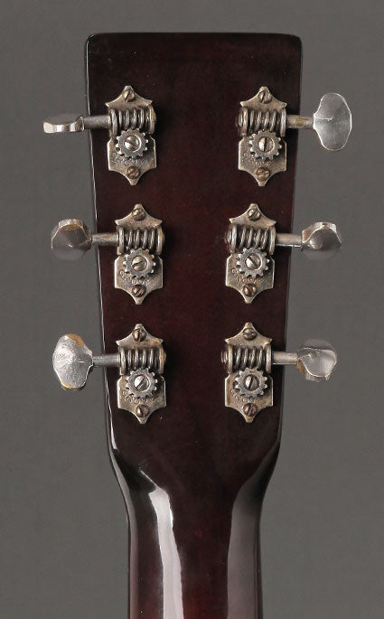 1939 Martin D-18
