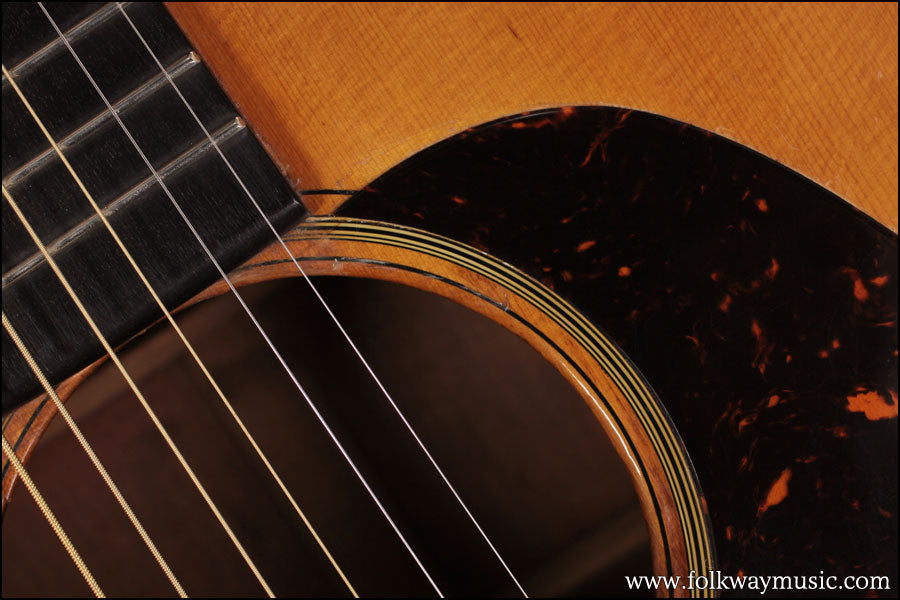 1939 Martin D-18