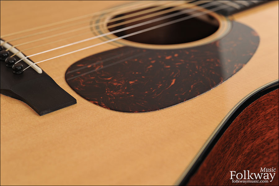 2013 Martin D-18
