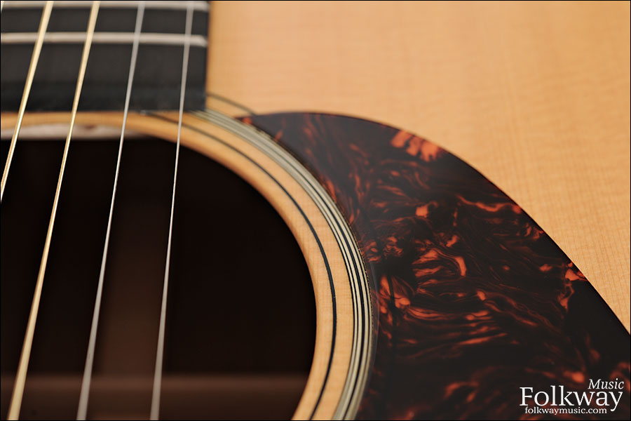 2013 Martin D-18