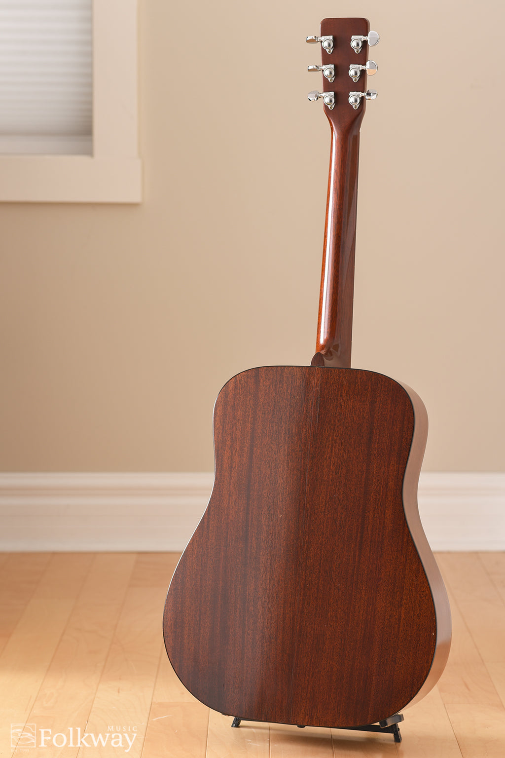 1967 Martin D-18