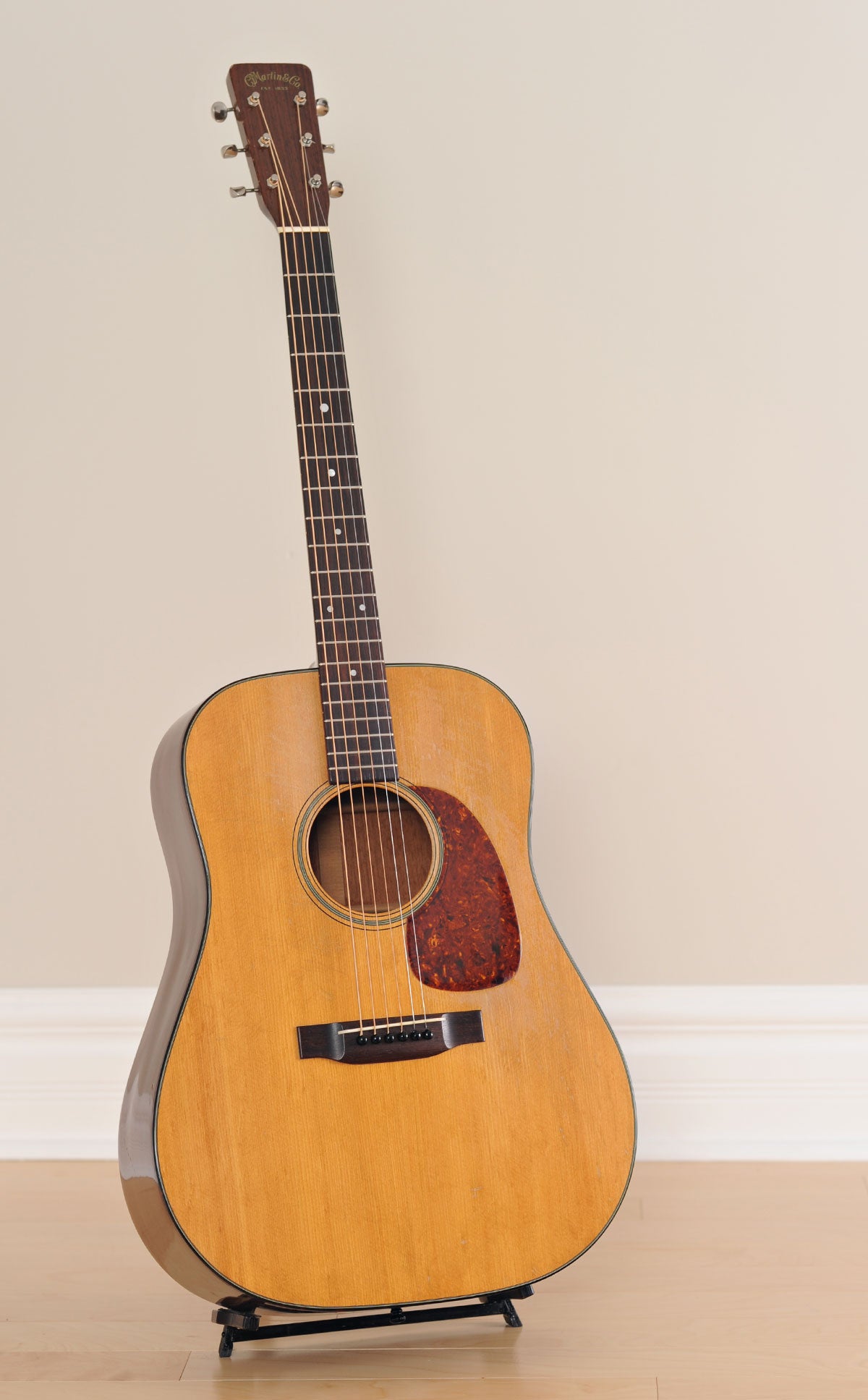 1957 Martin D-18