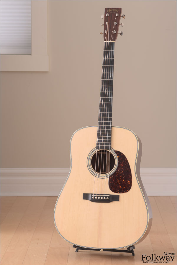 2015 Martin Custom D-28, Guatemalan Rosewood & Red Spruce