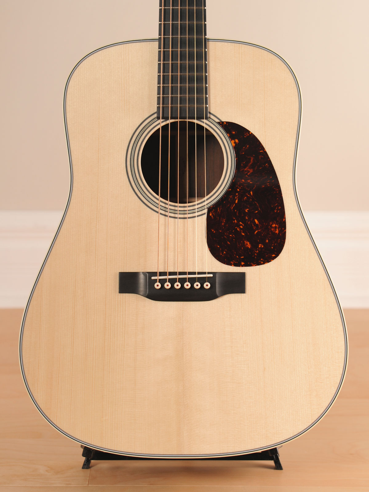 Martin Custom Shop D-28, Guatemalan Rosewood & Red Spruce