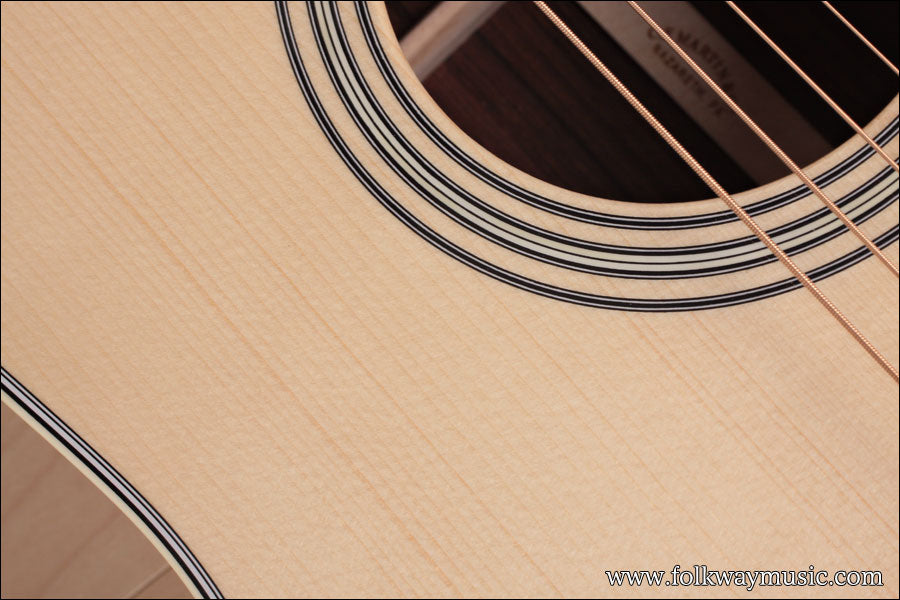 2015 Martin Custom D-28, Guatemalan Rosewood & Red Spruce