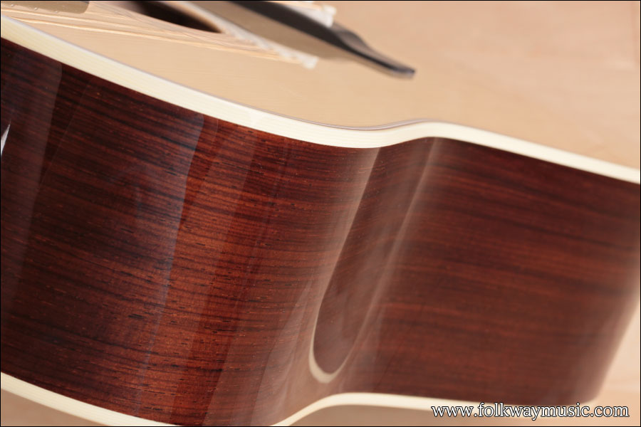 2015 Martin Custom D-28, Guatemalan Rosewood & Red Spruce