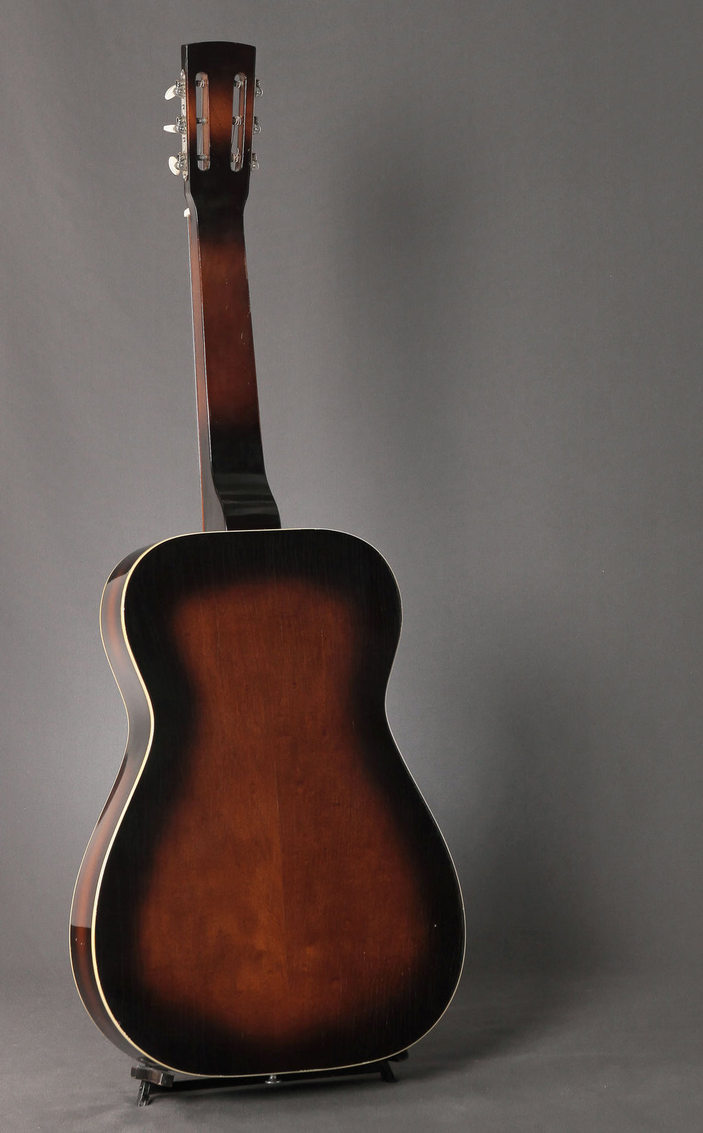 1975 Dobro Model 60