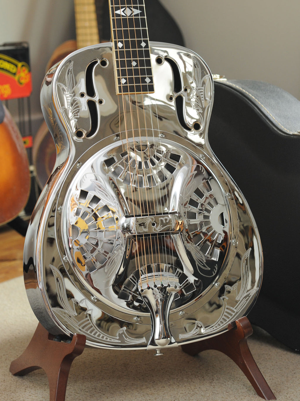1991 Dobro Model 75 'Lily of the Valley'