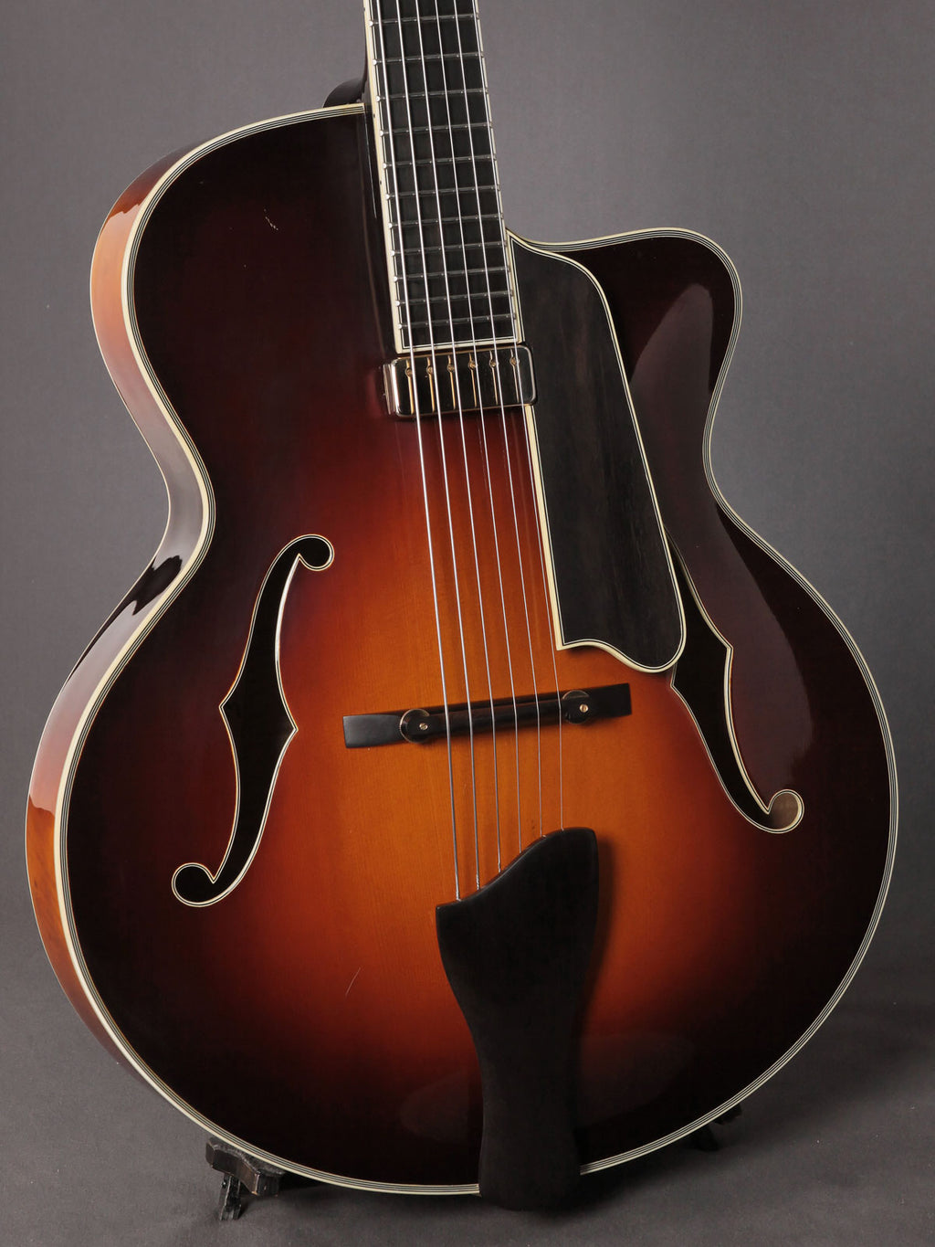 2011 Eastman AR805CE Uptown
