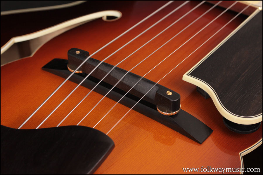 2011 Eastman AR805CE Uptown