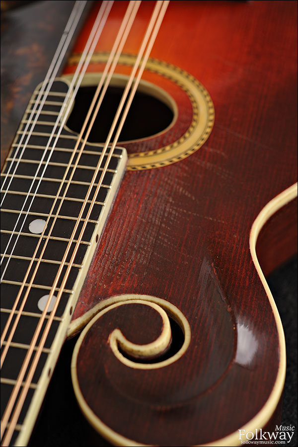 1918 Gibson F2