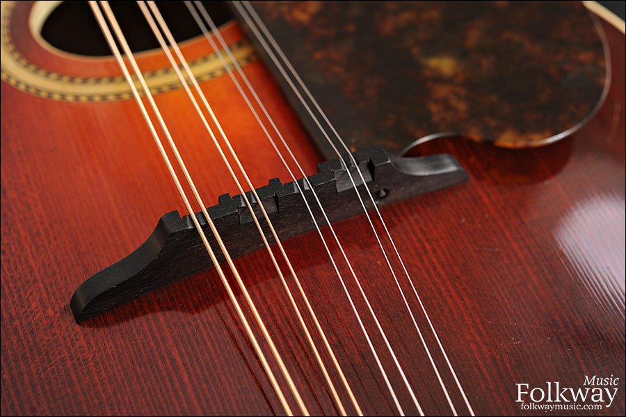 1918 Gibson F2