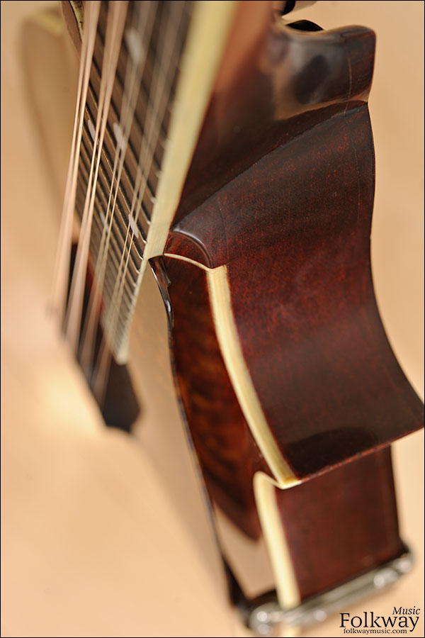 1918 Gibson F2