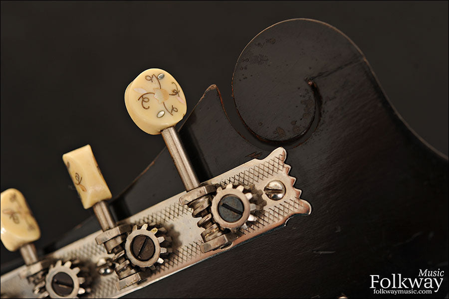 1918 Gibson F2