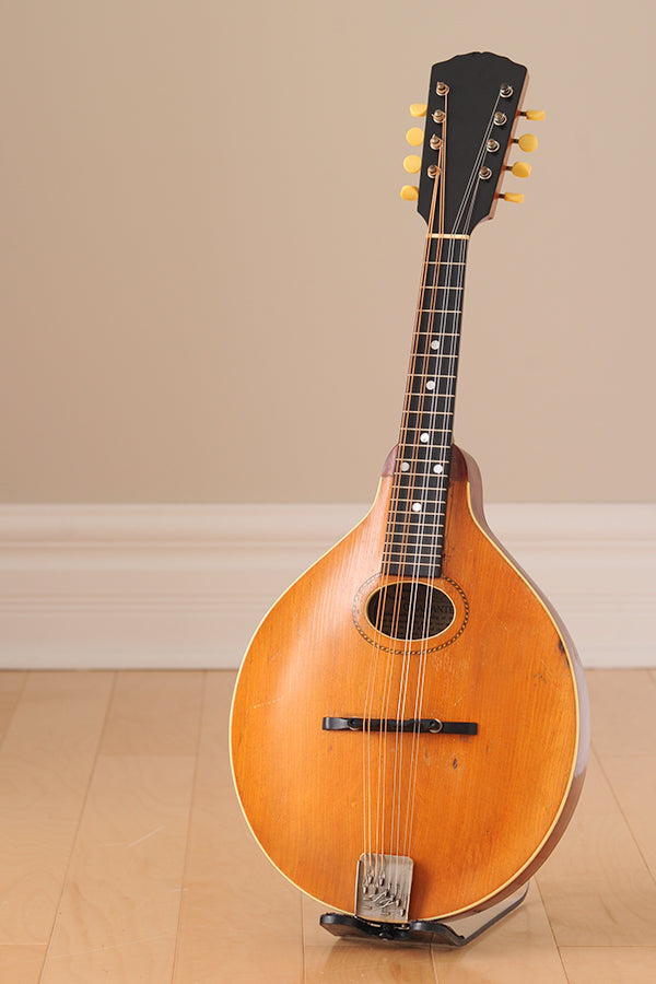 1915 Gibson A-