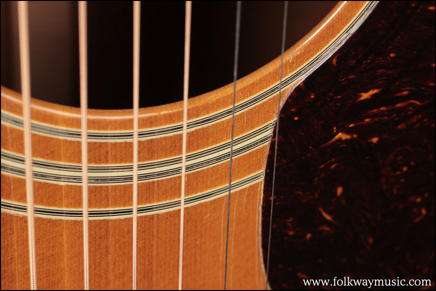 1979 Guild D-40